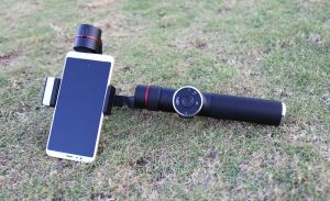 AFI V5 3 Axis Handheld Gimbal för IPhone & Android Smartphones - Intelligenta APP-kontroller för automatisk panorama, Time-Lapse & Tracking